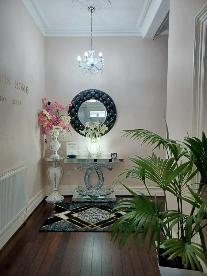 Gabriel Guesthouse ริล ภายนอก รูปภาพ