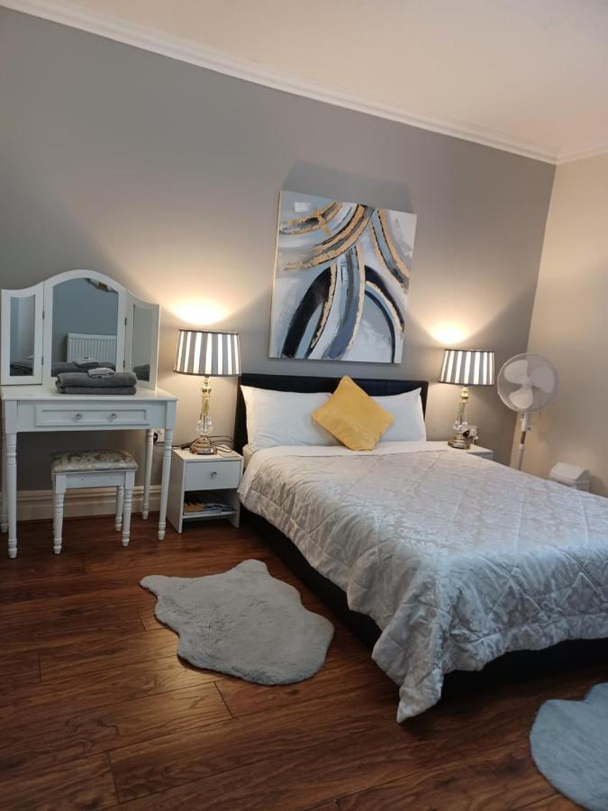 Gabriel Guesthouse ริล ภายนอก รูปภาพ